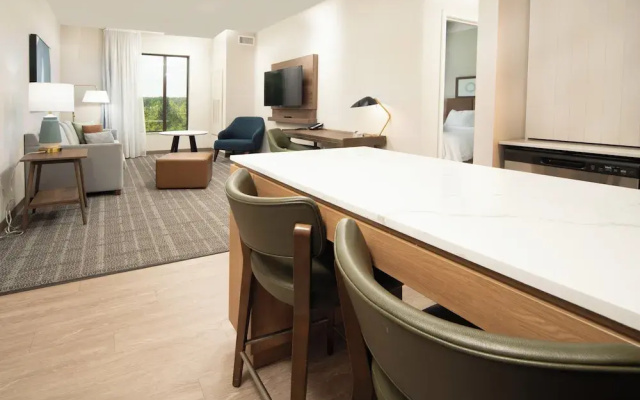 1 Bedroom Suite