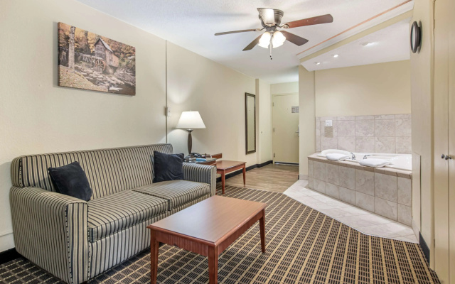 Double Suite