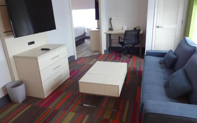 2 Bedrooms Executive Double Suite