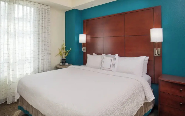 1 Bedroom Suite