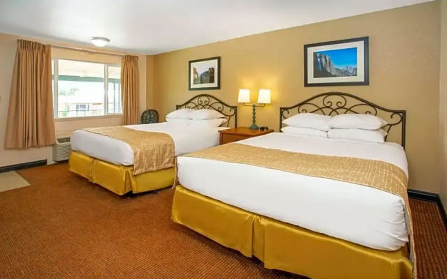 Superior Quadruple room