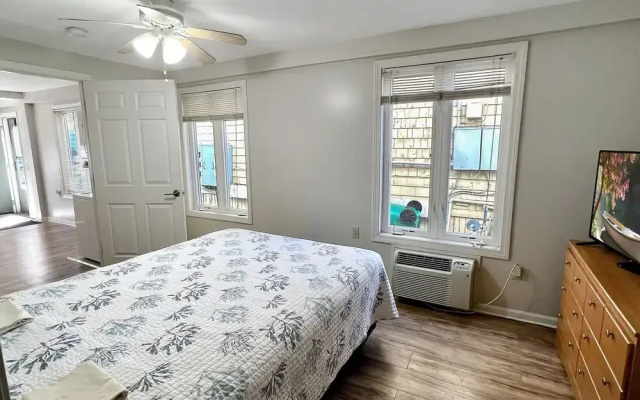1 Bedroom Suite