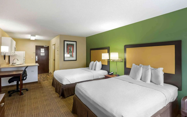 Quadruple Suite
