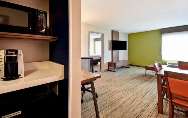 1 Bedroom Suite