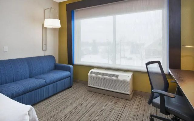 2 Bedrooms Suite