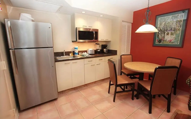 1 Bedroom Suite