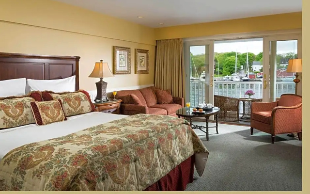 Deluxe Double room with harbour view