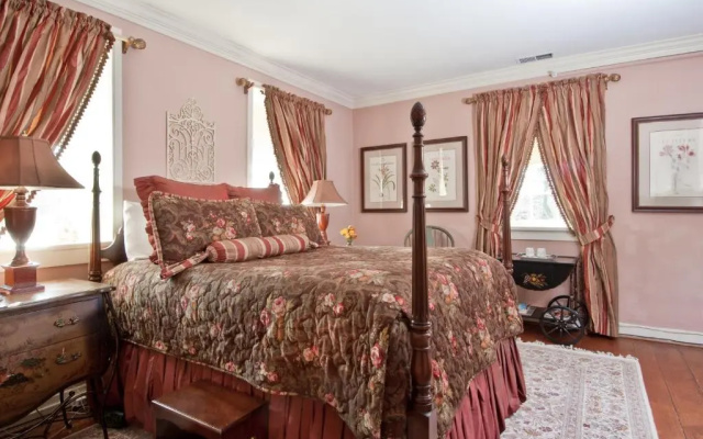 Deluxe Double Suite