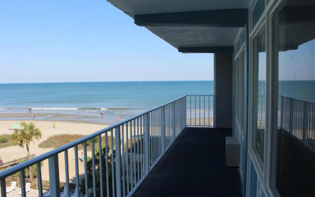 Standard room with ocean view