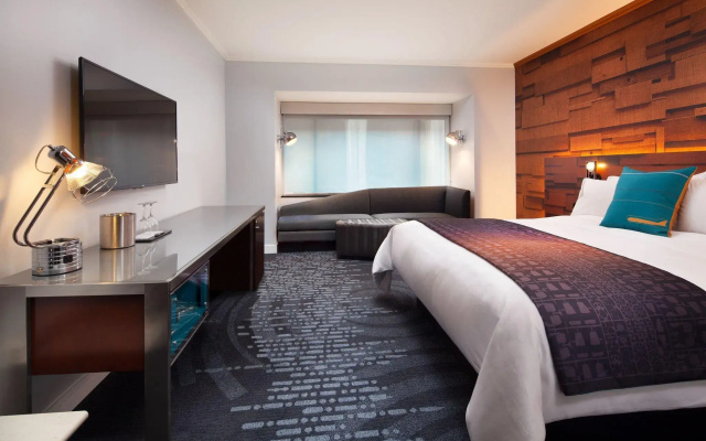 Standard Double room with partial view