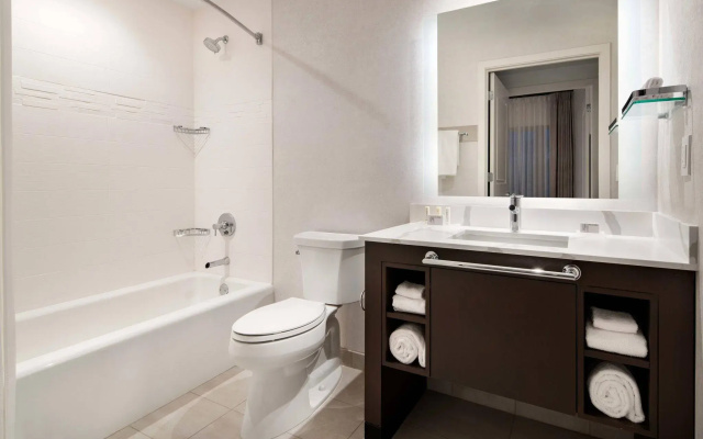 2 Bedrooms Suite