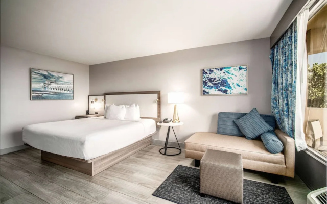 Double Penthouse Suite with balcony and oceanfront