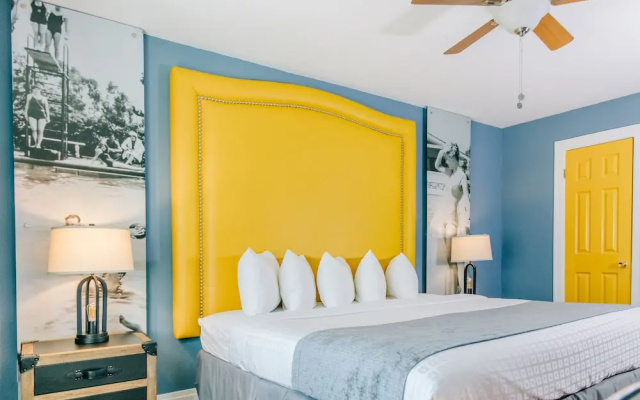 Standard Double room with pool view