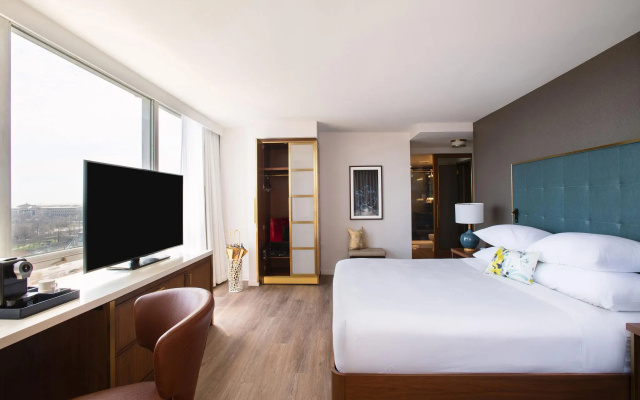 Superior Double room with city view