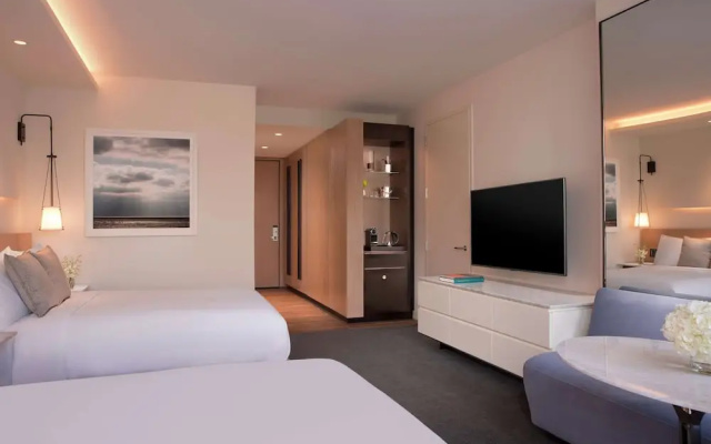 Deluxe Quadruple room