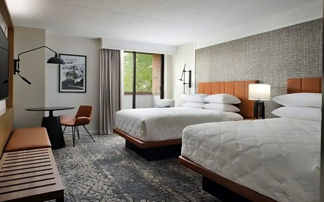 Deluxe Quadruple room with courtyard view