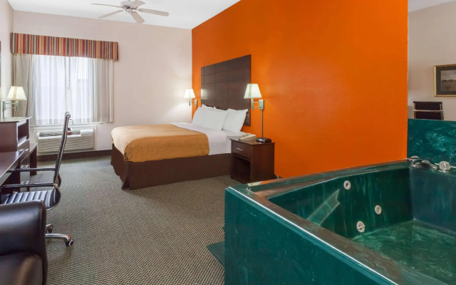 Deluxe Double Suite