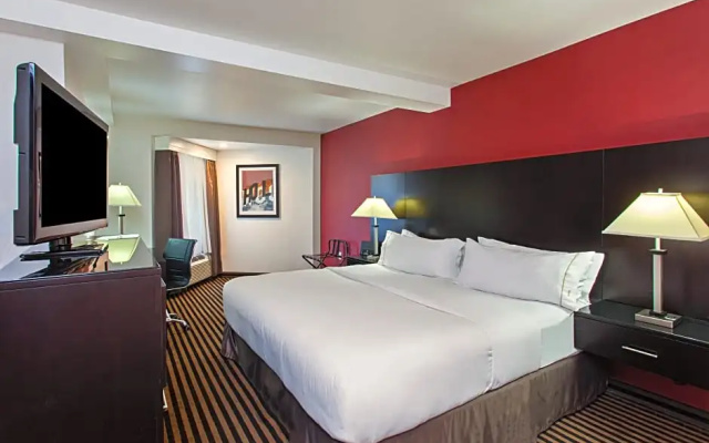 1 Bedroom Double Suite with city view