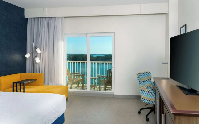Standard Double room with balcony and beachfront
