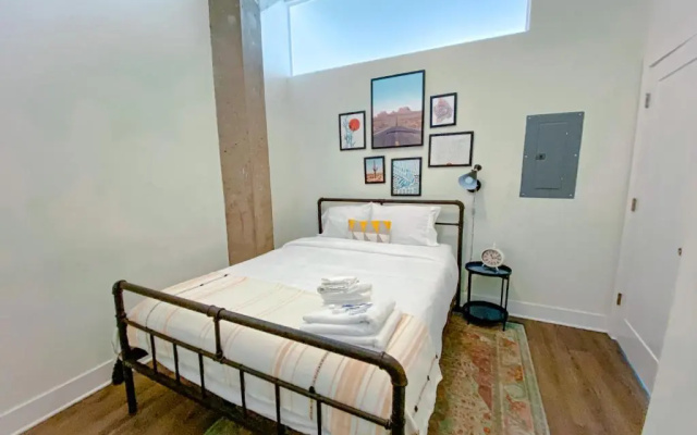 Deluxe Apartment