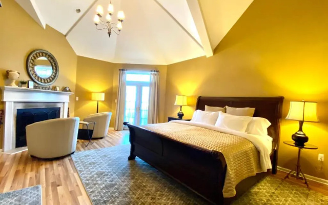 Suite with balcony