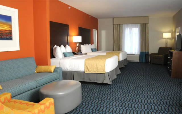 Deluxe Quadruple Suite