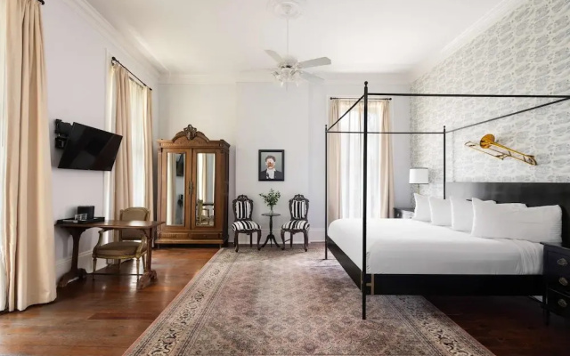 Standard room with balcony