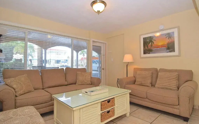 2 Bedrooms Double Suite