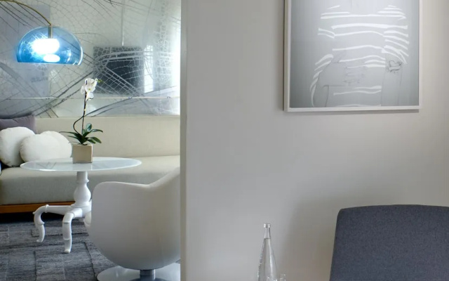 1 Bedroom Suite