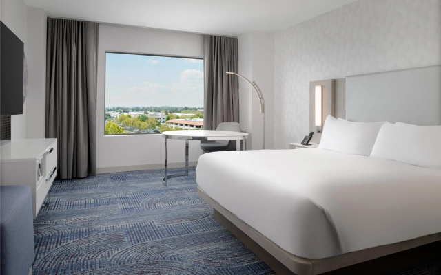 Superior Double room with city view