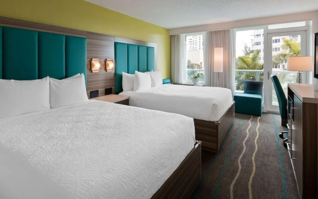 Standard Quadruple room with balcony and with city view