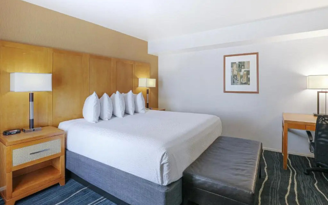 2 Bedrooms Suite