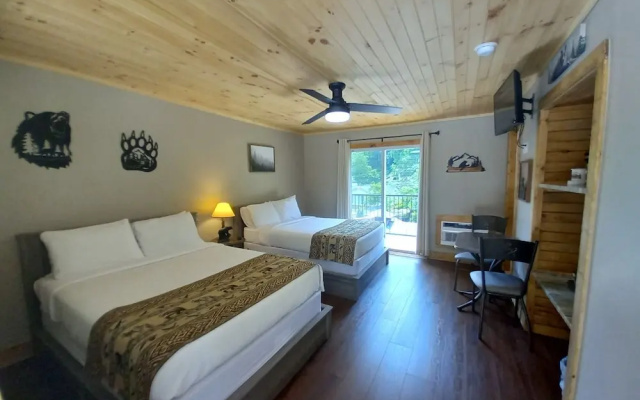 Deluxe Quadruple room with balcony and with mountain view