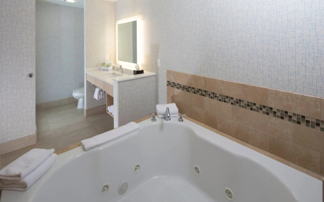 1 Bedroom Double Suite