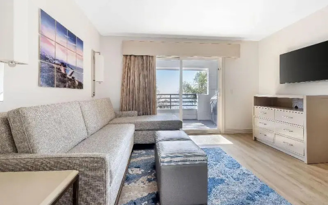 Standard Double room with balcony and with ocean view