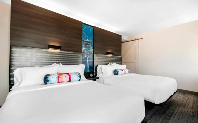 2 Bedrooms Quadruple Suite