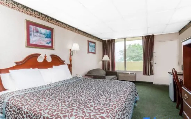Standard room with mountain view