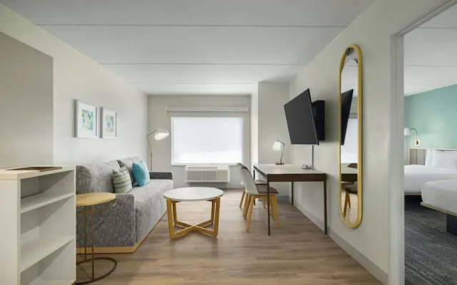1 Bedroom Suite