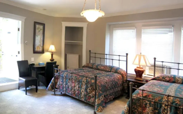 Superior Quadruple room