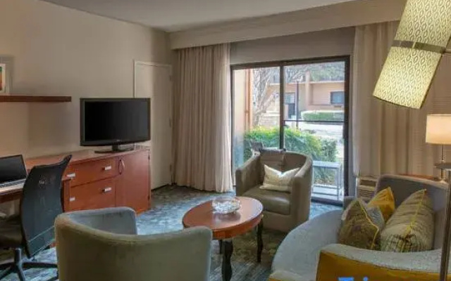 1 Bedroom Quadruple Suite