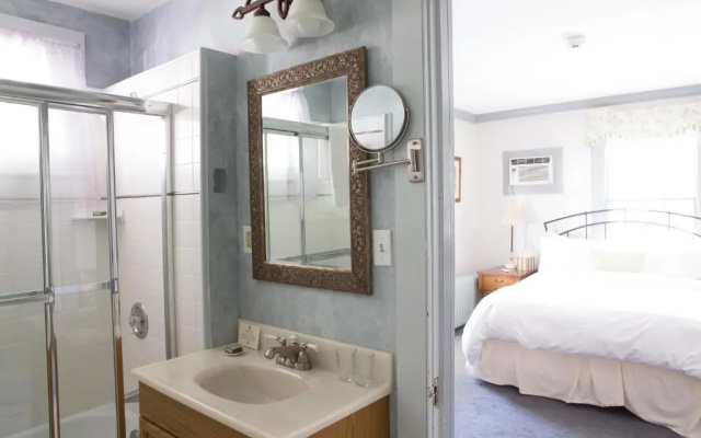 Standard Double room with garden view