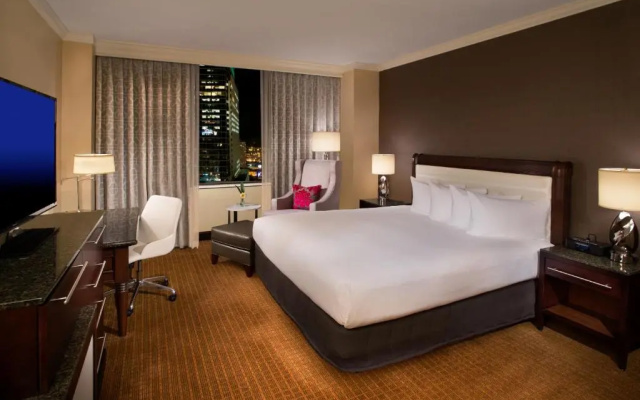 Deluxe Double room with city view
