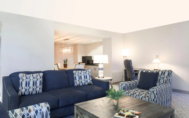 2 Bedrooms Double Suite