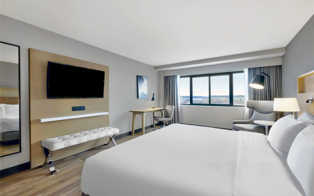 Standard Double room with partial view
