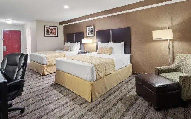 Quadruple room