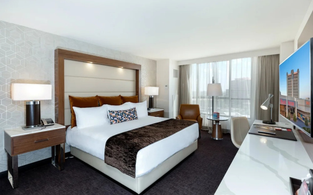 Premier room with view