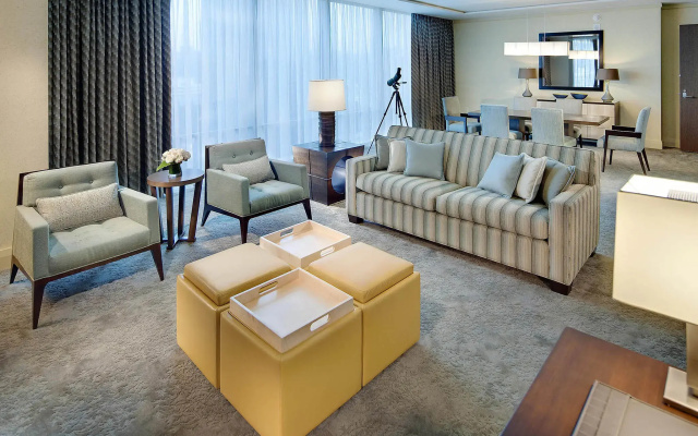Luxury Suite