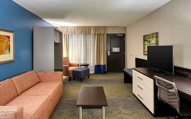 1 Bedroom Double Suite with pool view