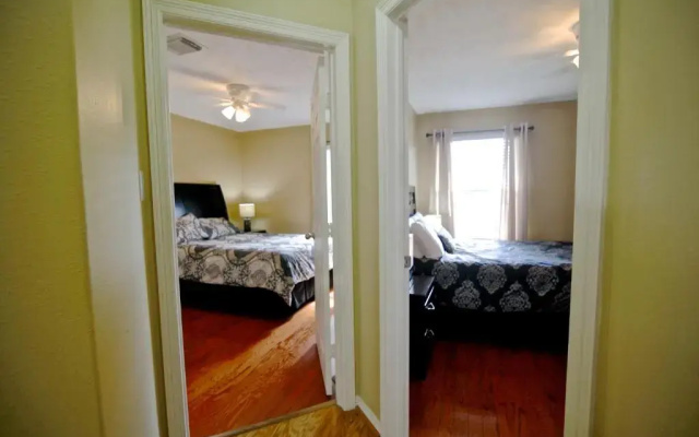4 Bedrooms Cottage