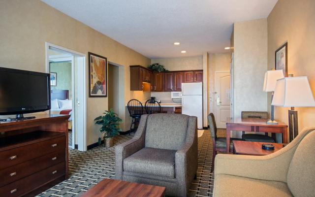 2 Bedrooms Double Suite